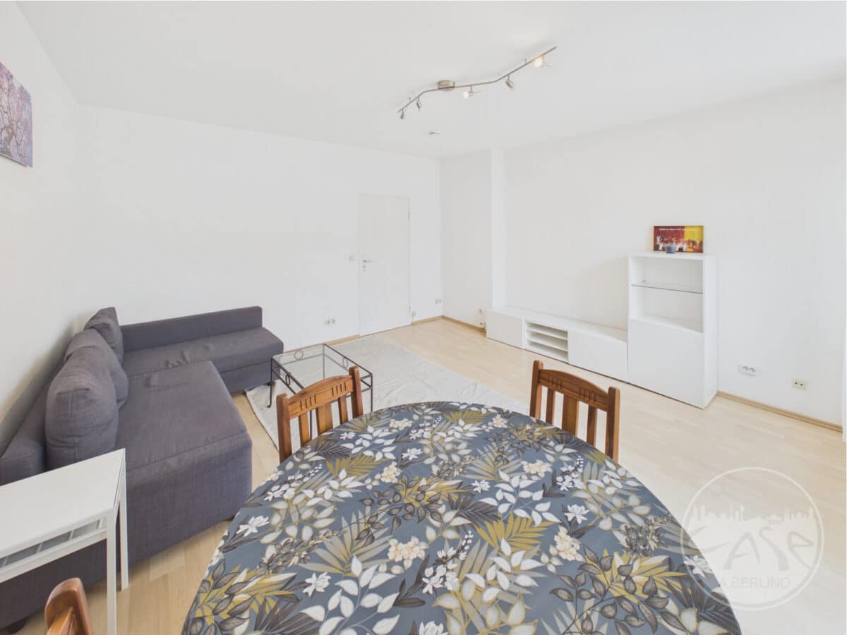 B2.Wohnzimmer