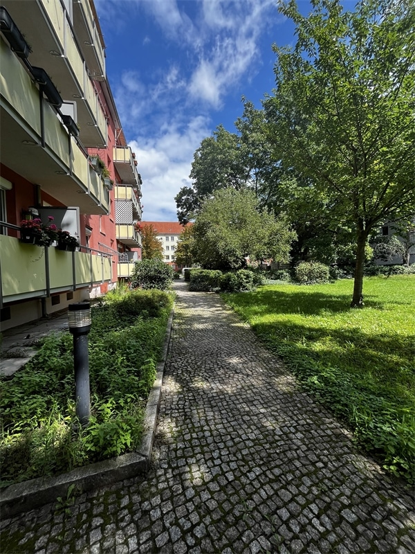 D - Prenzlauer Berg: two-room apartment as a secure investment