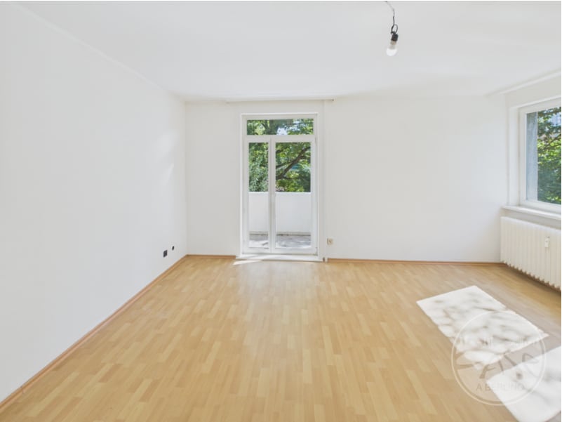 3 Wohnzimmer