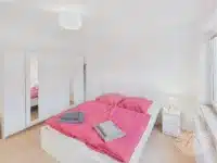CAM05263G0-PR0028-STILL008