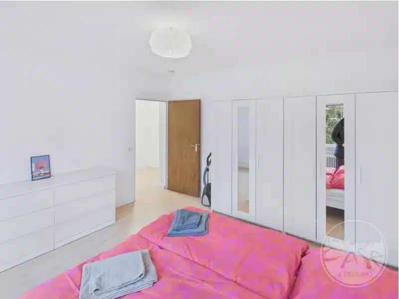 CAM05263G0-PR0028-STILL009