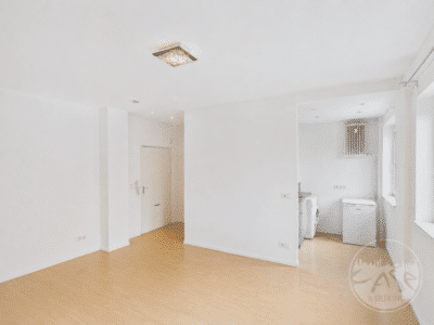 Westend: Studio apartment with French balcony, Berlin Westend, 1. OG