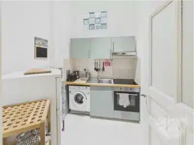 Charmante Zweizimmerwohnung mit Balkon in Moabit, Berlin Moabit, EG