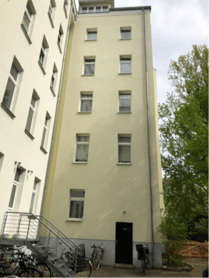 Investment at the Zionskirche – 1 room in a quiet garden house, Berlin Mitte, 4. OG
