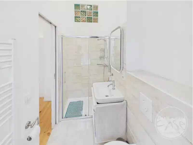 CAM05263G0-PR0064-STILL010