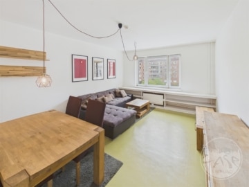 Schöneberg, Nollendorfkiez: 2-Zi-Wohnung mit Balkon, Berlin Schöneberg, 2. OG